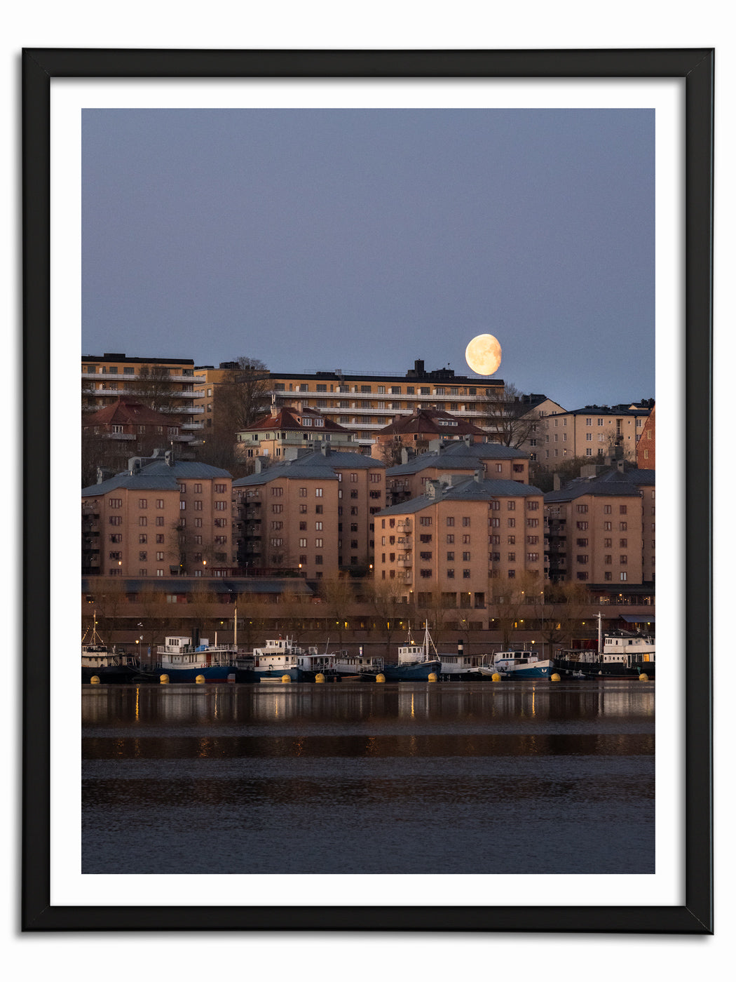 Månuppgång över Södermalm