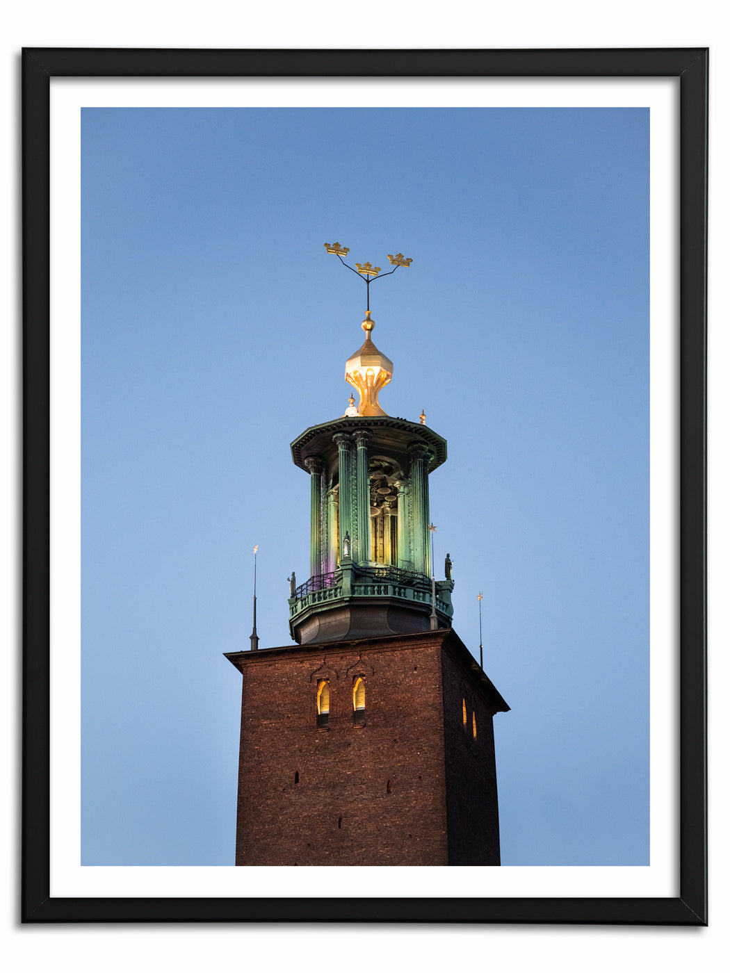 Stadshuset i gryningsljus