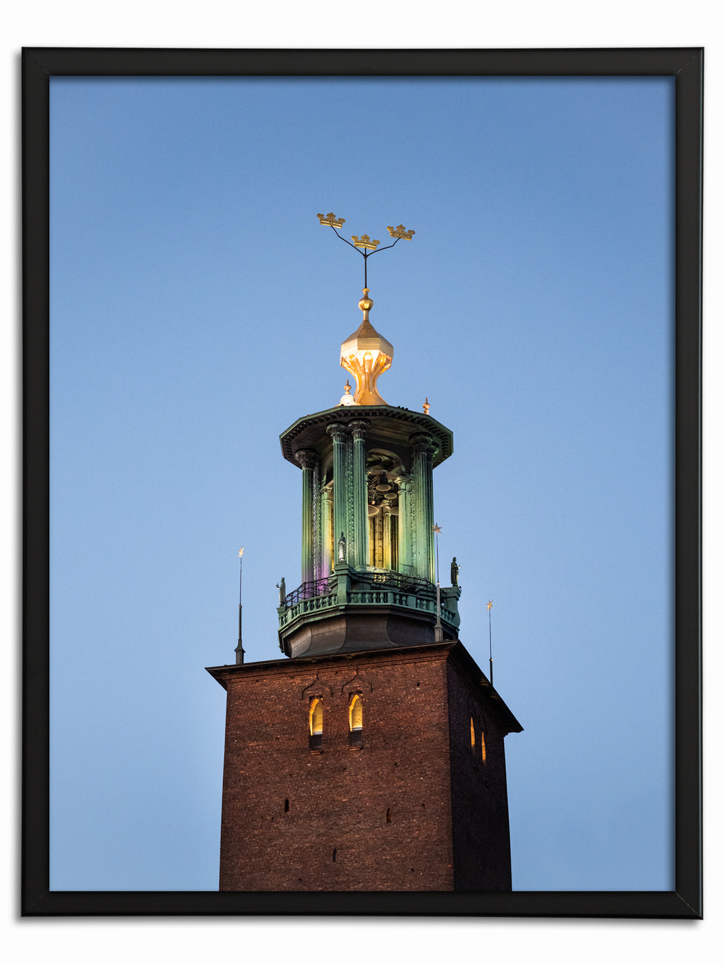 Stadshuset i gryningsljus